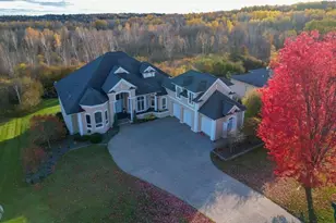 560 Marshall St, Duluth, MN 55803 - Photo 74