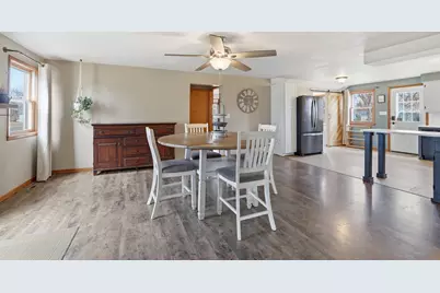 125 S Eagle Street, Belle Plaine, MN 56011 - Photo 4