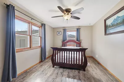 125 S Eagle Street, Belle Plaine, MN 56011 - Photo 16