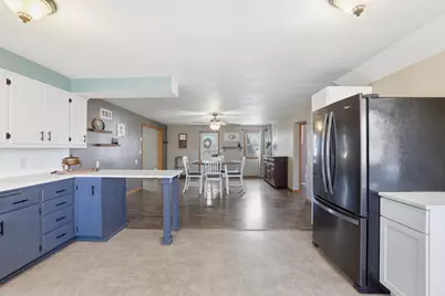 125 S Eagle Street, Belle Plaine, MN 56011 - Photo 8