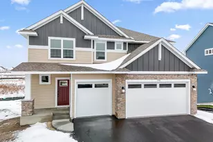 7596 Norway Ln, Lino Lakes, MN 55038 - Photo 2