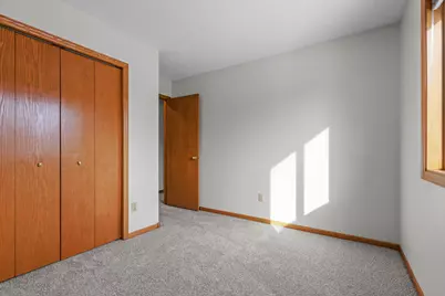 819 Moonlight Place, Woodbury, MN 55125 - Photo 18