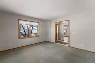 809 Ivy Ln, Eagan, MN 55123 - Photo 20