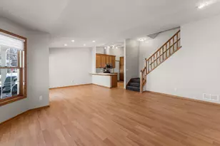 809 Ivy Ln, Eagan, MN 55123 - Photo 12