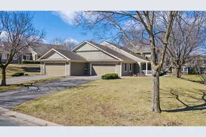 809 Ivy Lane, Eagan, MN 55123 - Photo 4