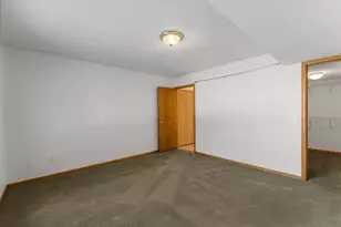 809 Ivy Ln, Eagan, MN 55123 - Photo 26