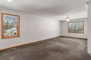 809 Ivy Ln, Eagan, MN 55123 - Photo 32