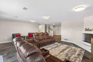 725 N Linden St, Belle Plaine, MN 56011 - Photo 24