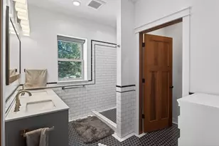 725 N Linden St, Belle Plaine, MN 56011 - Photo 18