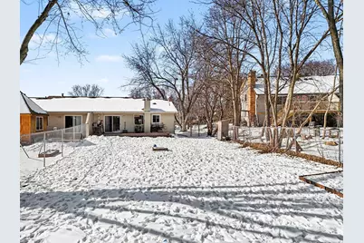 8305 Tamarack Trail, Eden Prairie, MN 55347 - Photo 24