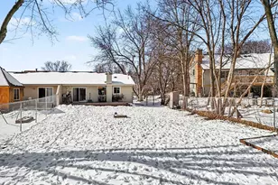 8305 Tamarack Trail, Eden Prairie, MN 55347 - Photo 24