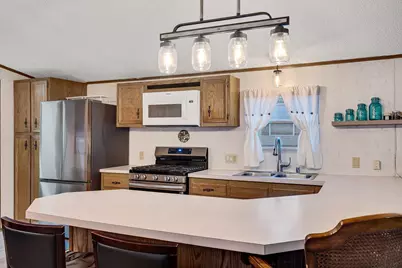 17 Terri Circle Drive, Holmen, WI 54636 - Photo 12