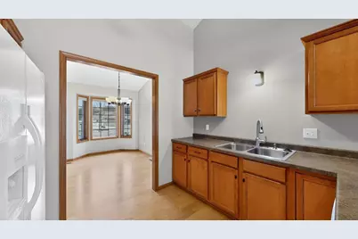 6427 Bandel Hills Lane NW, Rochester, MN 55901 - Photo 10