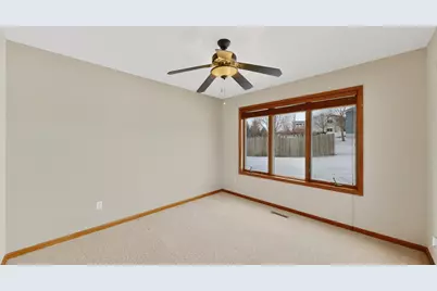 6427 Bandel Hills Lane NW, Rochester, MN 55901 - Photo 18