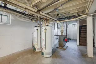 918 Queen Ave N, Minneapolis, MN 55411 - Photo 42