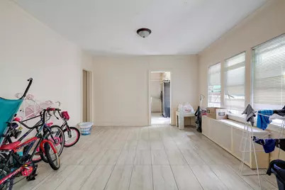 918 Queen Avenue N, Minneapolis, MN 55411 - Photo 24