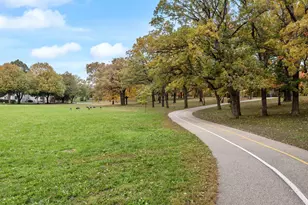 2307 Unity Ave N, Golden Valley, MN 55422 - Photo 30