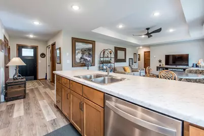 323 1/2 Fairgrounds Road #4, Alexandria, MN 56308 - Photo 8