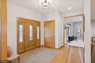 12020 Marquess Ln N, Lake Elmo, MN 55042 - Photo 4