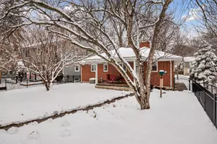 4148 Chowen Ave S, Minneapolis, MN 55410 - Photo 24