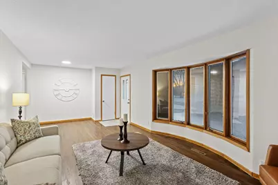 7048 Kentucky Avenue N, Brooklyn Park, MN 55428 - Photo 6