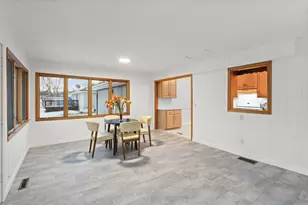 7048 Kentucky Ave N, Brooklyn Park, MN 55428 - Photo 12