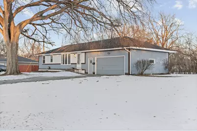 7048 Kentucky Avenue N, Brooklyn Park, MN 55428 - Photo 2
