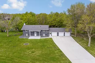 14159 Summit Ln, Waseca, MN 56093 - Photo 6