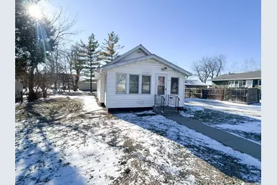 819 11th Street, Worthington, MN 56187 - Photo 1
