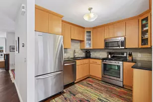 30 Greenway Gables, Minneapolis, MN 55403 - Photo 16