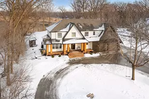 3141 Fairchild Ave, Wayzata, MN 55391 - Photo 6