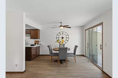 4670 Ridge Cliff Drive, Eagan, MN 55122 - Photo 4