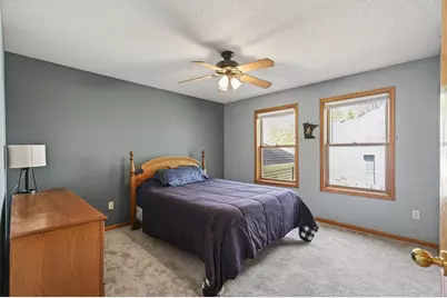 25955 Glen Oak Drive, Wyoming, MN 55092 - Photo 8