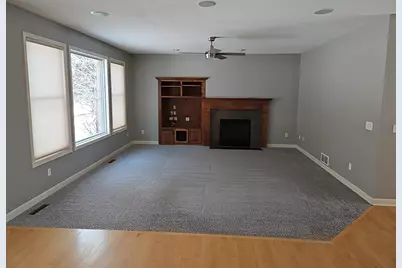 10772 Hawthorn Trail, Woodbury, MN 55129 - Photo 22