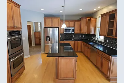 10772 Hawthorn Trail, Woodbury, MN 55129 - Photo 12