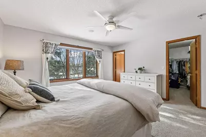 10069 Harriet Avenue S, Bloomington, MN 55420 - Photo 18