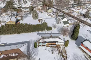 521 McDevitt St, Shakopee, MN 55379 - Photo 44