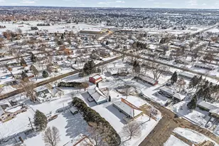 521 McDevitt St, Shakopee, MN 55379 - Photo 46