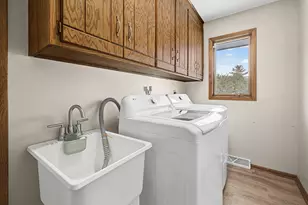 521 McDevitt St, Shakopee, MN 55379 - Photo 18