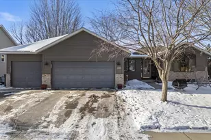 2300 Pepperridge Ln, Northfield, MN 55057 - Photo 2