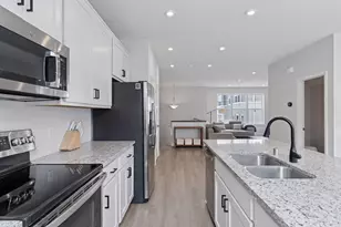 2315 McKenney Way, North Saint Paul, MN 55109 - Photo 12