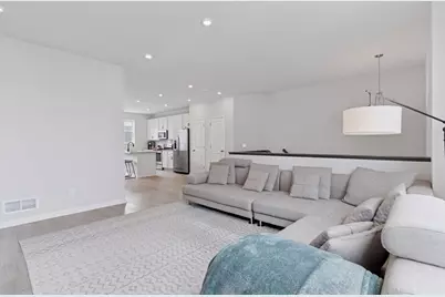 2315 McKenney Way, North Saint Paul, MN 55109 - Photo 8