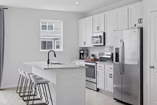 2315 McKenney Way, North Saint Paul, MN 55109 - Photo 6