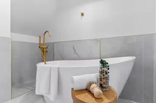 2320 Humboldt Ave S, Minneapolis, MN 55405 - Photo 78