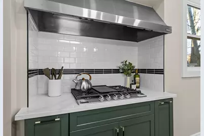 2320 Humboldt Avenue S, Minneapolis, MN 55405 - Photo 38