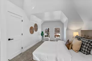 2320 Humboldt Ave S, Minneapolis, MN 55405 - Photo 70