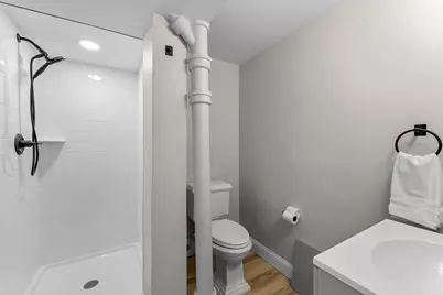 2320 Humboldt Avenue S, Minneapolis, MN 55405 - Photo 94