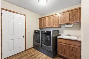 12611 Pond View Rd, Zimmerman, MN 55398 - Photo 32