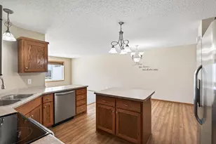 12611 Pond View Rd, Zimmerman, MN 55398 - Photo 18