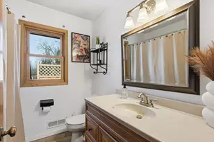 5008 W 108th St, Bloomington, MN 55437 - Photo 32